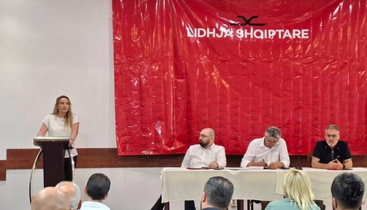 Lidhja Shqiptare zgjodhi kryesinë, Elmi Aziri kryetar i Kuvendit, ja emrat e tjerë