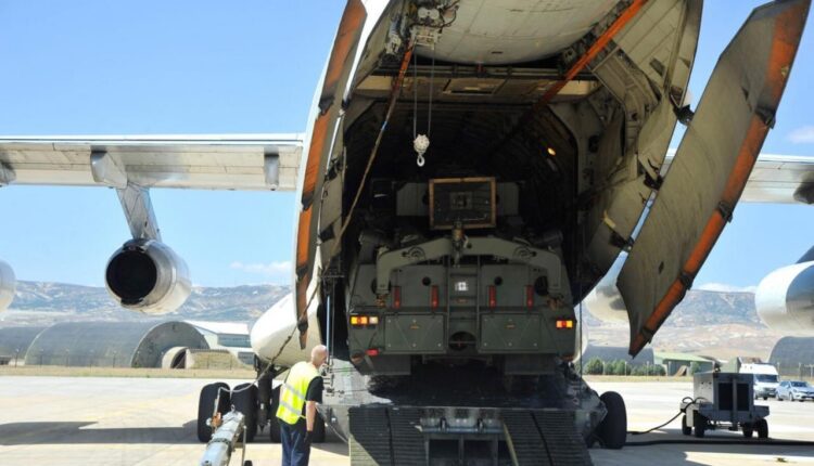 Turqia kërkon miratimin e Rusisë për të transferuar sistemet S-400