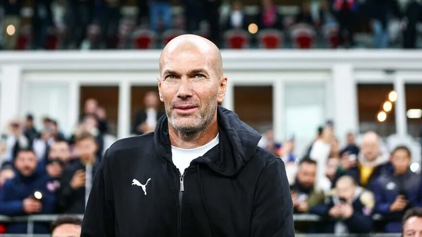 Zinedine Zidane emërohet trajner i Francës