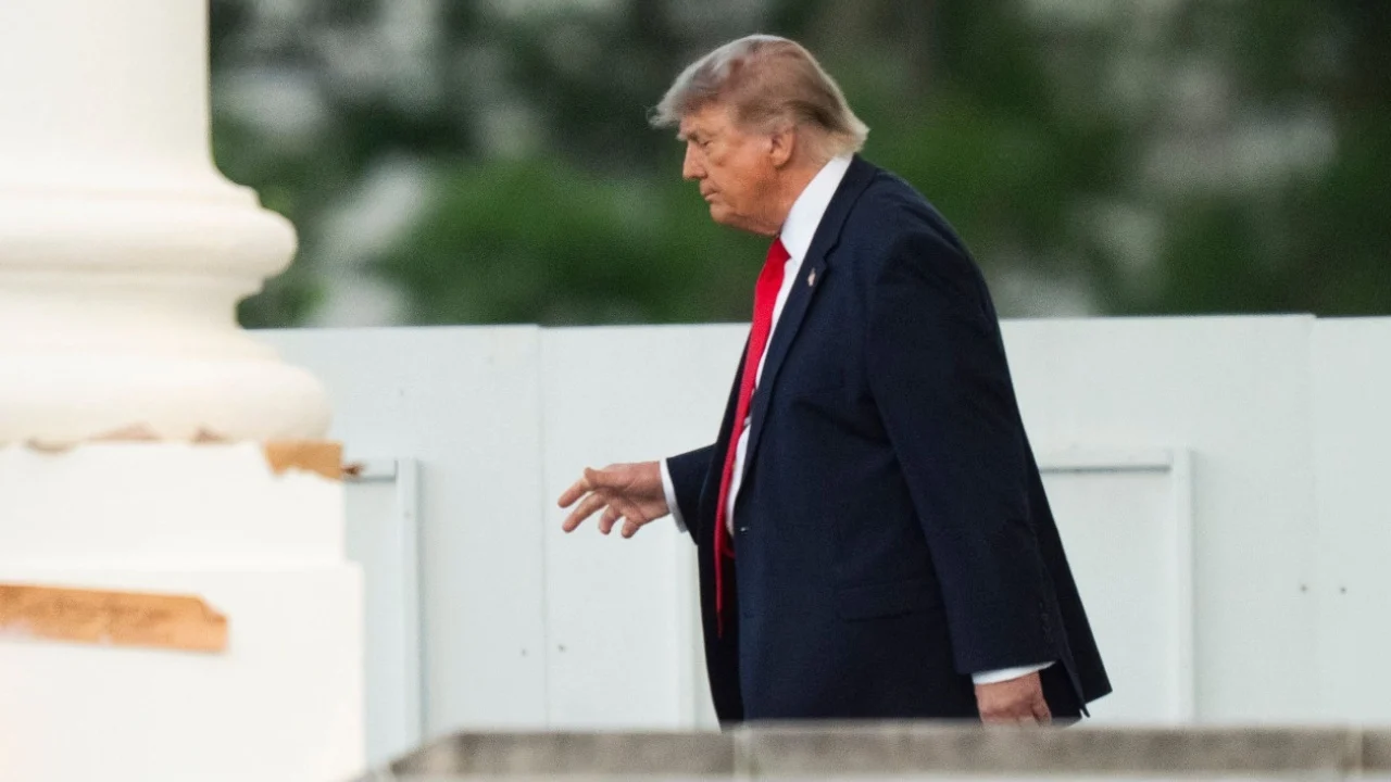  Do të shohim se çfarë do të ndodhë   Ultimatumi i ri i Trump për Iranin  Kanë afat deri nesër në orën 08 00  përndryshe nuk do të kenë ura e stacione