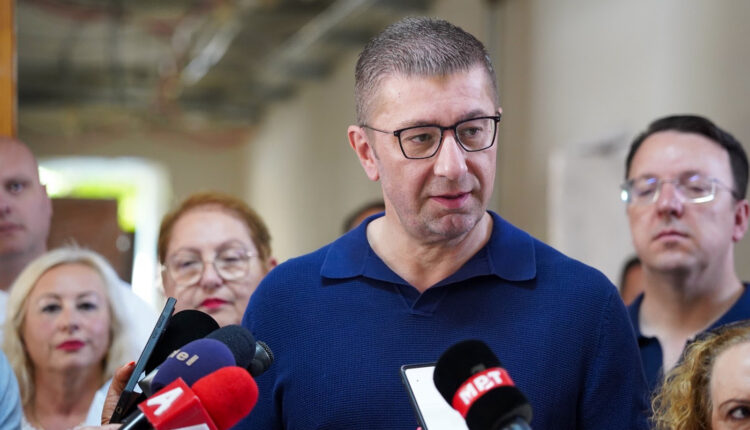 Mickoski nga Ohri: Do të vazhdojmë të investojmë në projekte që përmirësojnë jetën e qytetarëve