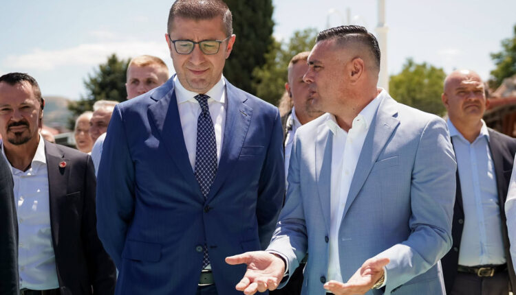 Mickoski nga Kavadari: Është lëshuar në përdorim pishina e rikonstruktuar e qytetit, vazhdojmë ta realizojmë atë që kemi premtuar