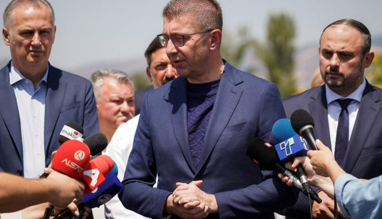 Mickoski: Autobusë elektrikë dhe pajisje të reja për Shkupin