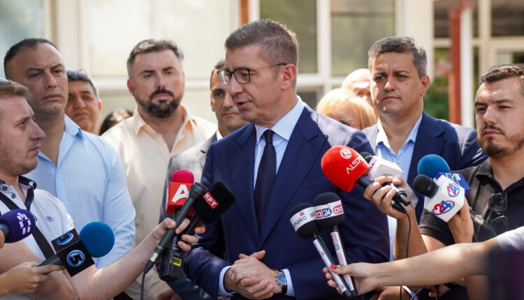 Mickoski: Po ndërtohet në gjithë vendin, do të ketë edhe thirrje të tretë për projektet komunale