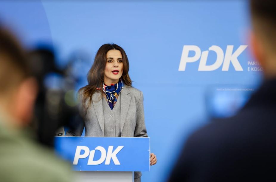 Çitaku kritikon Kurtin dhe institucionet  As marrëveshje politike  as mbështetje për Hagën