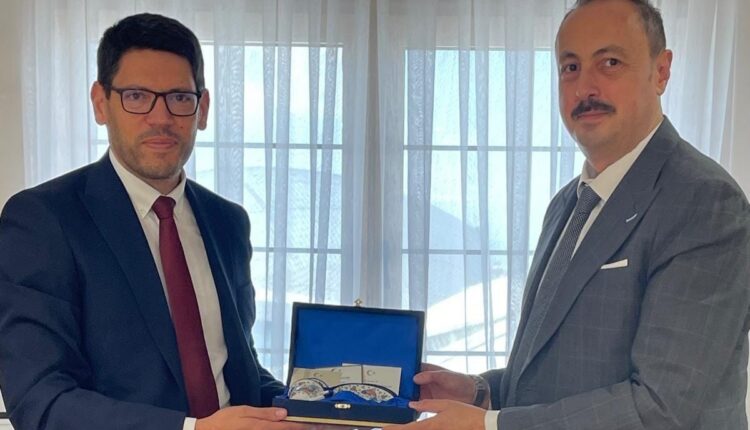 Ministri Ferati priti në takim ambasadorin e Republikës së Turqisë, Fatih Ulusoy