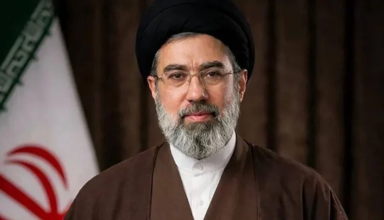 Khamenei: Të rrisim prodhim vendas, të ulim varësinë nga dollari