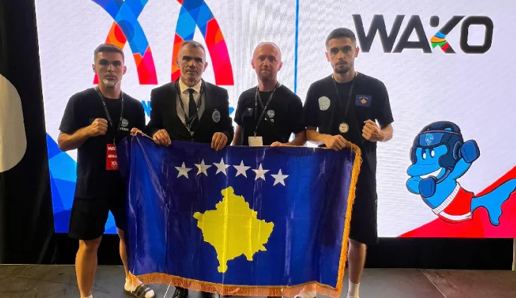 Kosova fiton medalje të bronztë në debutimin historik të kickboksit në Lojërat Mesdhetare