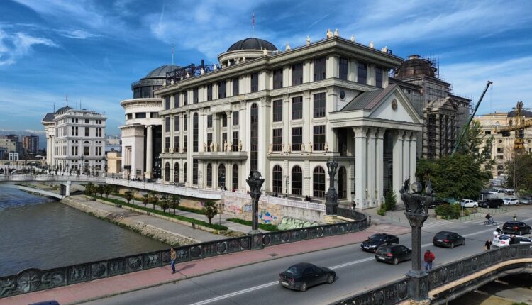 Driton Kuçi ambasador edhe për një mandat, Jusufi në Stokholm, Todorovska në Prishtinë