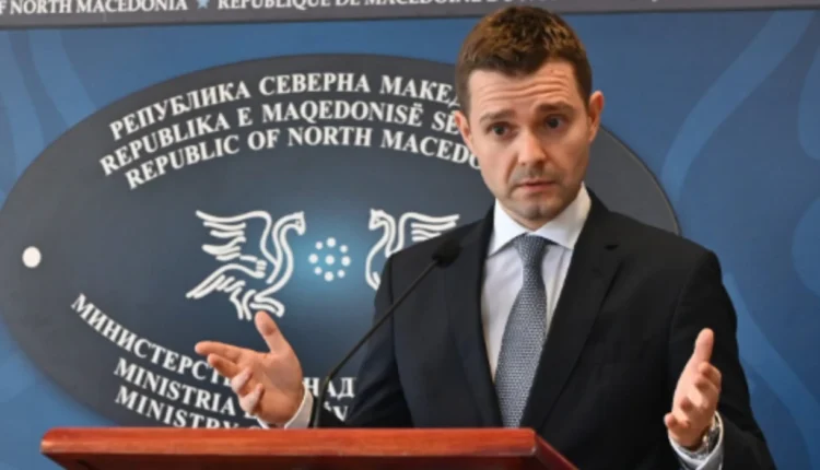 Mucunski: Bisedimet po zhvillohen “nën radar” për zhbllokimin e rrugës evropiane të Maqedonisë