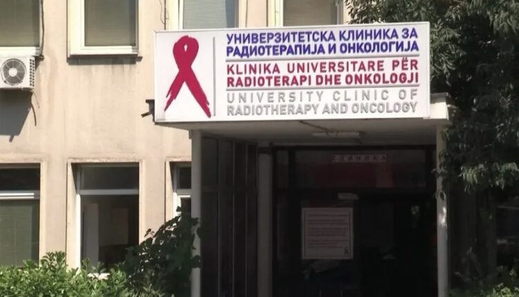 Pacientët onkologjikë protestojnë për mungesën e terapisë