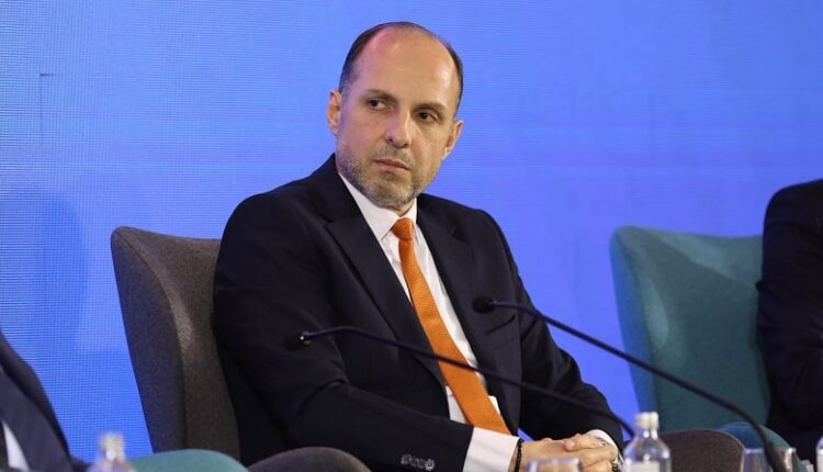 Pyetje për Ali Ahmetin: nëse e ke ndaluar ndarjen, cili ishte kuptimi i luftës së vitit 2001?