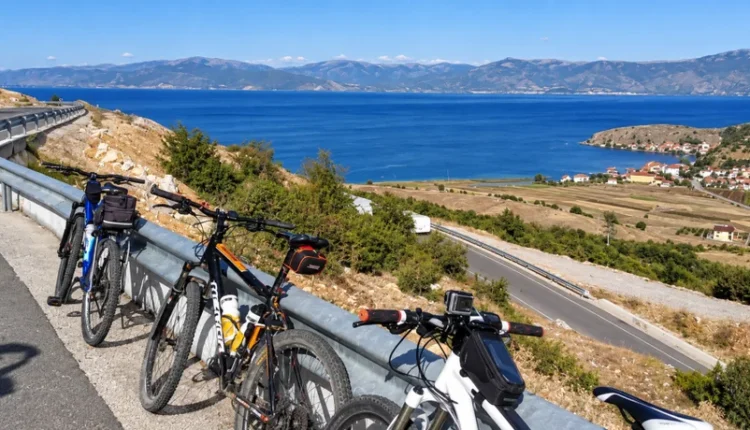 Shqipëria hyn në 15 rrugët më të bukura për biçikleta në botë