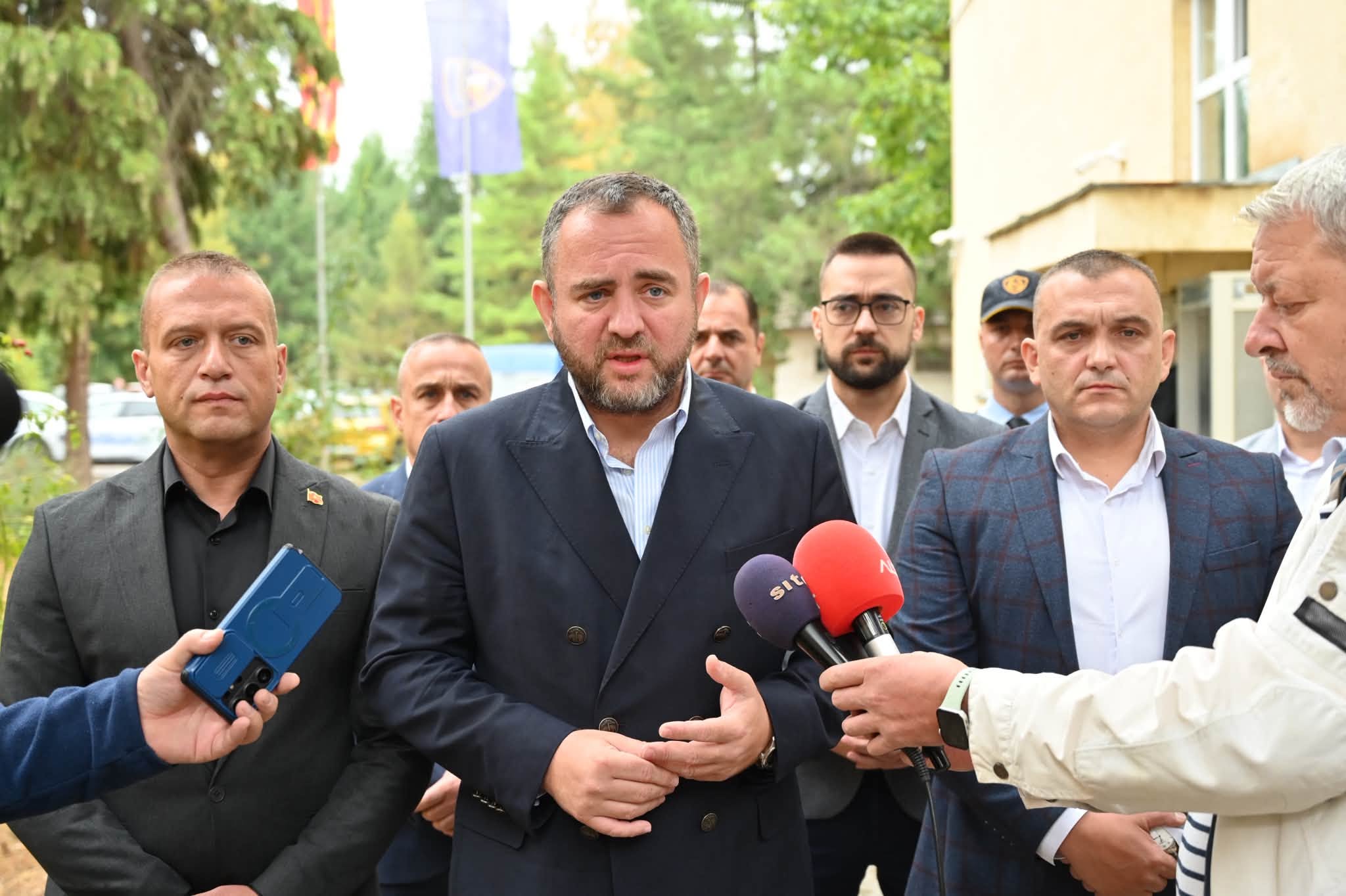 Toshkovski: “Qyteti i Sigurt” nis më 12 tetor në rajonin e Ohrit, FRONTEX do të zgjerojë aktivitetet edhe në kufirin perëndimor Toshkovski: “Qyteti i Sigurt” nis më 12 tetor në rajonin e Ohrit, FRONTEX do të zgjerojë aktivitetet edhe në kufirin perëndimor