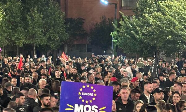 Nata e tetë e protestave kundër vendimit të Speciales