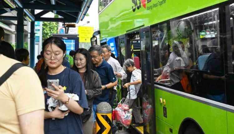 Singapori gjobit çdo njeri për sjelljet e bezdisshme në autobusë