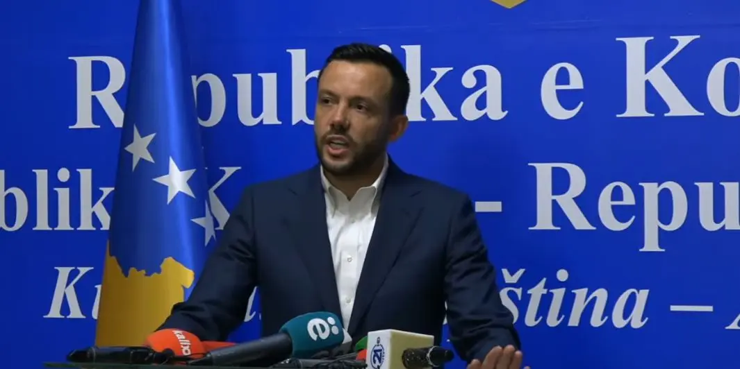 Tahiri i PDK së  Qeveria s ka arsye të vonohet  të sillet me urgjencë ndryshimi i Ligjit për Specialen