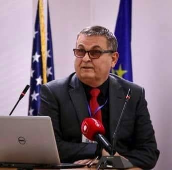 Rrënjët e subjektivitetit politik dhe kulla e moralit  Anatomia gnoseologjike e dy paradigmave në diplomaci