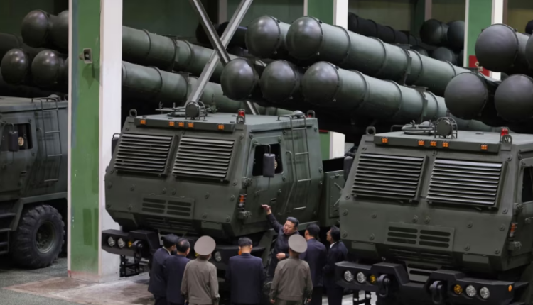 Koreja e Veriut lëshon raketë balistike në brigjet lindore, thotë Japonia