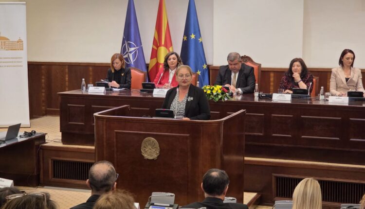 Janevska: E kemi rritur gjithëpërfshirjen me numrin më të madh të asistentëve arsimorë, me kuadër profesional dhe teknologji asistive
