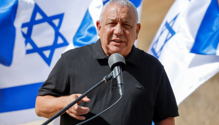 Kush është ish-gjenerali i IDF-së me rrënjë marokene që sfidon nesër në zgjedhje Netanjahun
