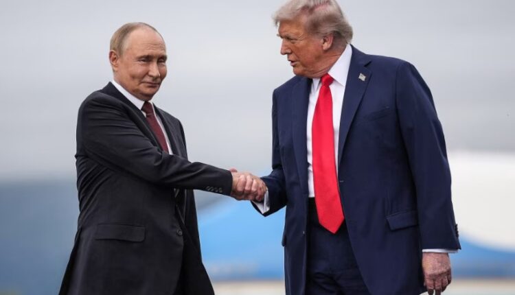 “Rusia do të furnizojë tregjet me naftë”, Trump: Çmimet do bien me ritme rekord