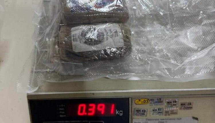 Kapet tetovari që kishte porositur hashash nga Spanja, dërgesa i mbërriti me postë