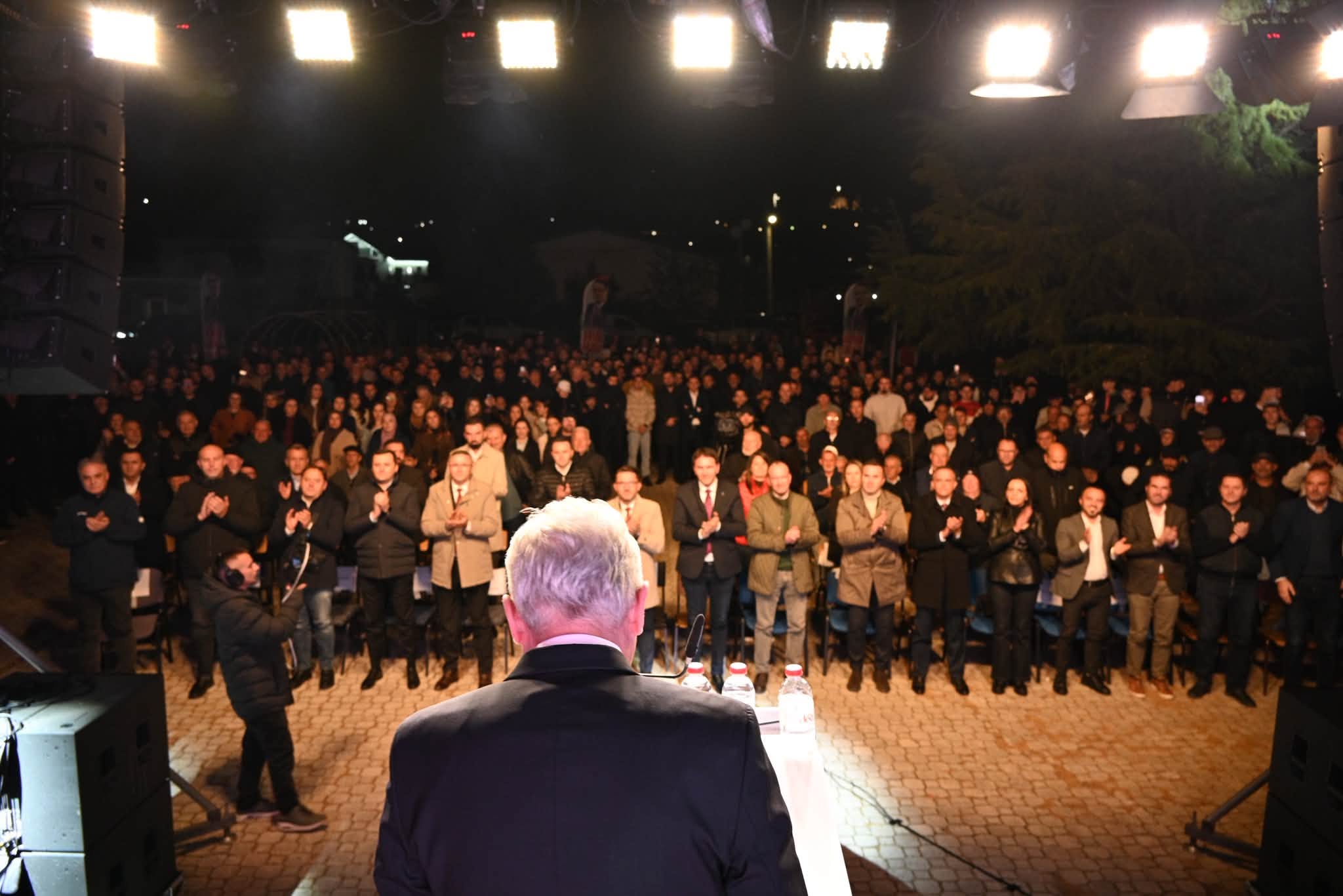 Ahmeti: Bërvenica po zgjedh dinjitetin dhe të ardhmen! Ahmeti: Bërvenica po zgjedh dinjitetin dhe të ardhmen!