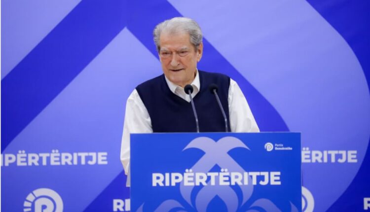 Berisha-Ramës: Jep dorëheqjen! Kërkesë ultimative e protestës studentore, opozitës dhe mbarë shqiptarëve