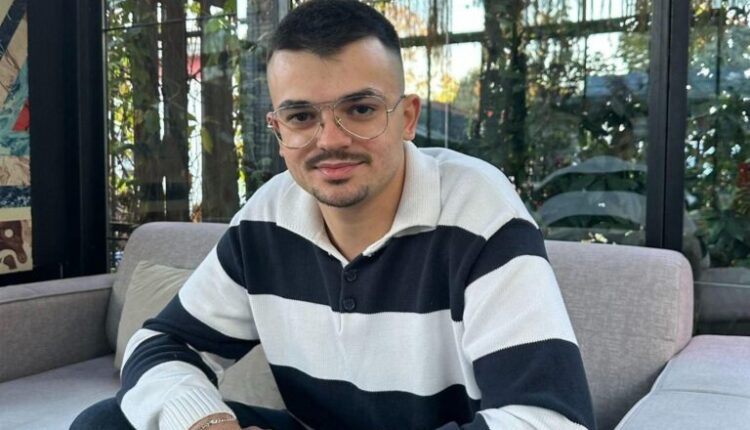 Ndahet nga jeta i riu nga Saraji, Huseijn Alija