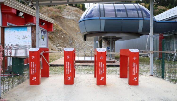 Investim i ri në Kodrën e Diellit, vendosen porta të reja për skanimin e biletave