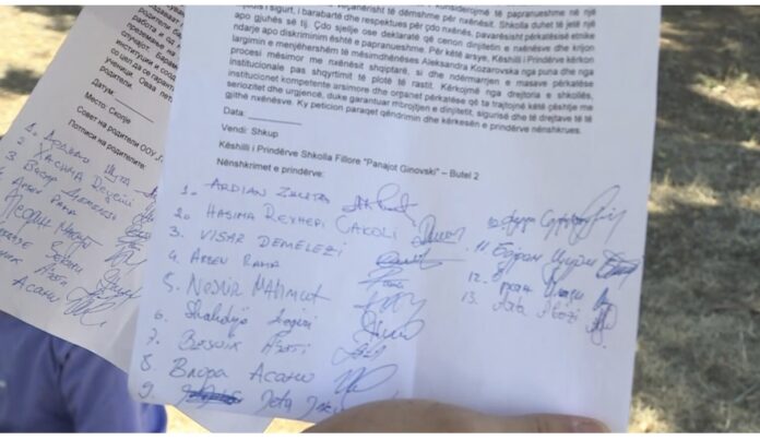 Prindërit në Butel denoncojnë  Mësuesja Kozareska fyen shqiptarët  të largohet
