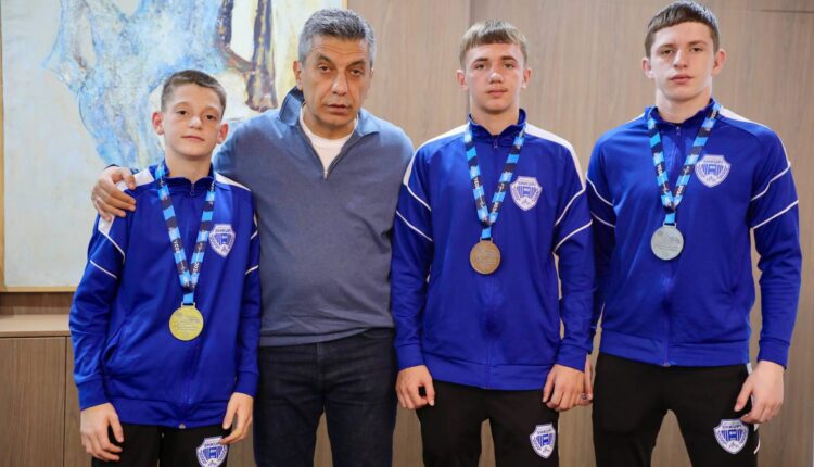 Mexhiti: Tri medalje nga Kampionati Ballkanik në Kroaci, mundësit e SHKUPI-t krenaria e Çairit