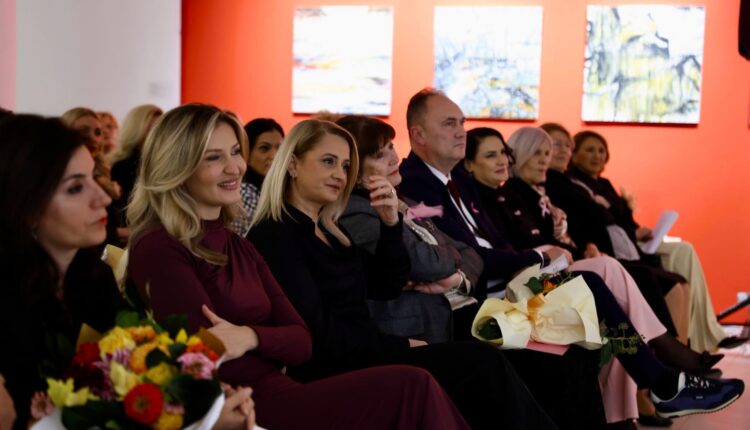 Mexhiti: Tetori Rozë na bashkon në solidaritet, kujdesi për shëndetin e grave është përgjegjësi e përditshme