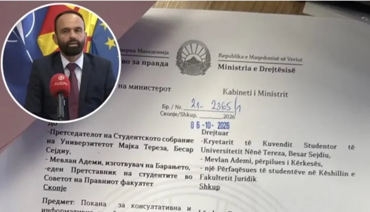 Jeton Shasivari fton studentët në takim