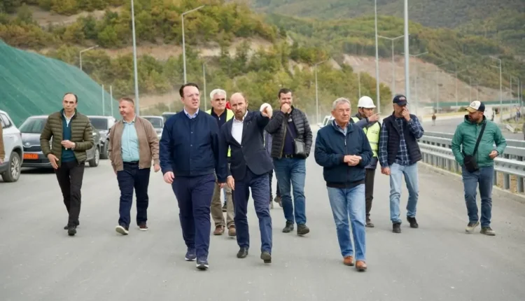 Nikolloski për autostradën Ohër-Kërçovë: Në terren ka përparim të shkëlqyer, shihet fundi i projektit