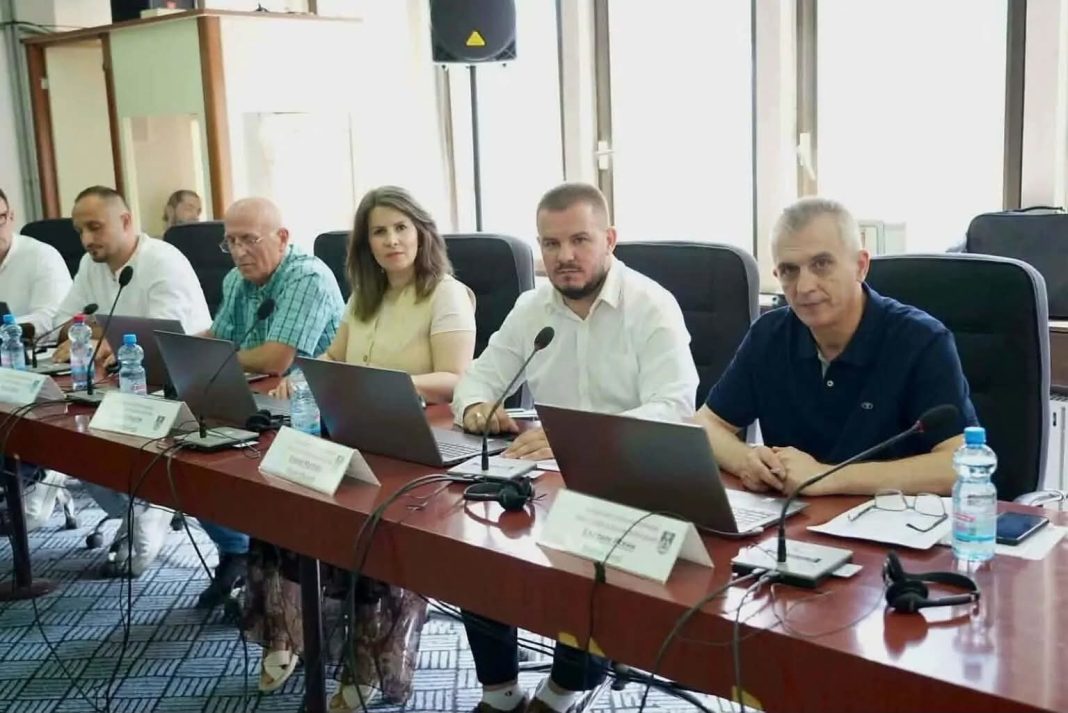 AKI  Kumanovë  Shqipja s mund të anashkalohet dhe pastaj të justifikohet me projektet e së kaluarës 