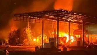 Sulme mbi Shën Peterrsburg  Ukraina godet infrastrukturën ruse  Moska sulmon sektorin energjetik ukrainas 