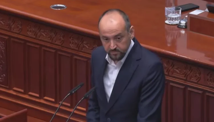 Bytyqi: E vetmja gjë e qëndrueshme në politikën ekonomike të Qeverisë është paqëndrueshmëria e planeve buxhetore