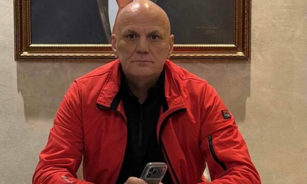 Djali i Gani Gecit mohon arrestimin e babait  Shkoi vullnetarisht në Polici pas telefonatës