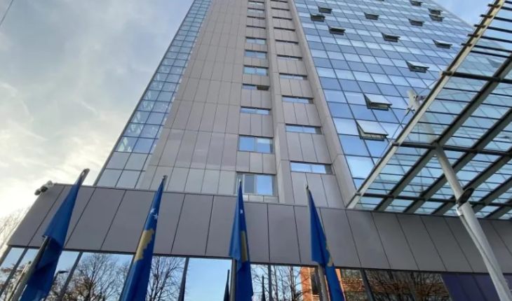 Qeveria e Kosovës dërgon në Kuvend ligjin e Gjykatës Speciale