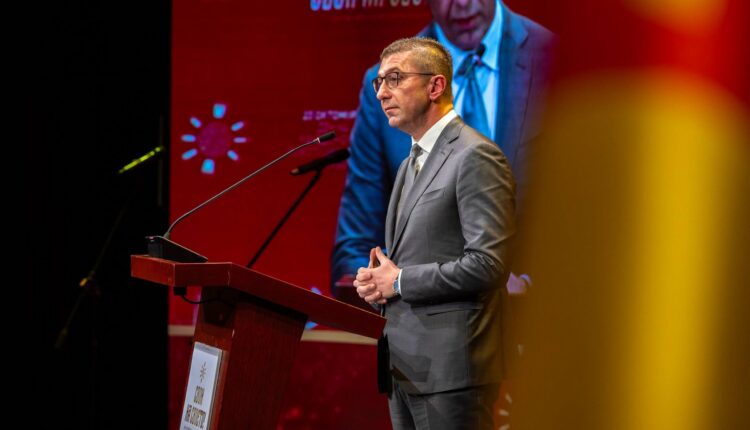 Mickoski paralajmëroi skenarë të mundshëm destabilizimi: Nuk do të bie në kurthet e shërbimeve