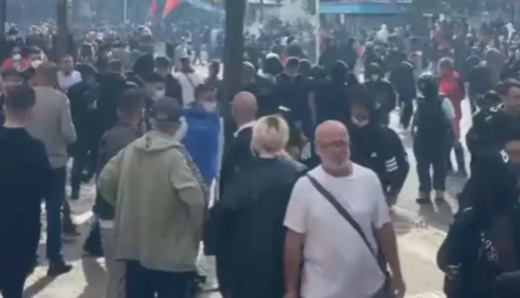 Protesta në Tiranë, sulmohen biznese te “9-katëshet”
