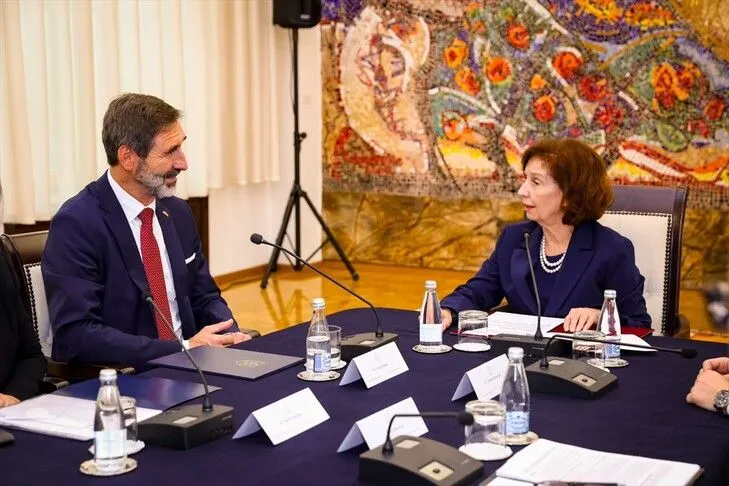 Maqedonia e Veriut dhe Sllovakia riafirmojnë marrëdhëniet miqësore dhe mbështetjen për integrimin evropian