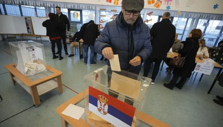 Zgjedhjet në Serbi! Rritet pjesëmarrja në zgjedhje, 57.66% e votuesve kanë votuar deri në orën 16:00