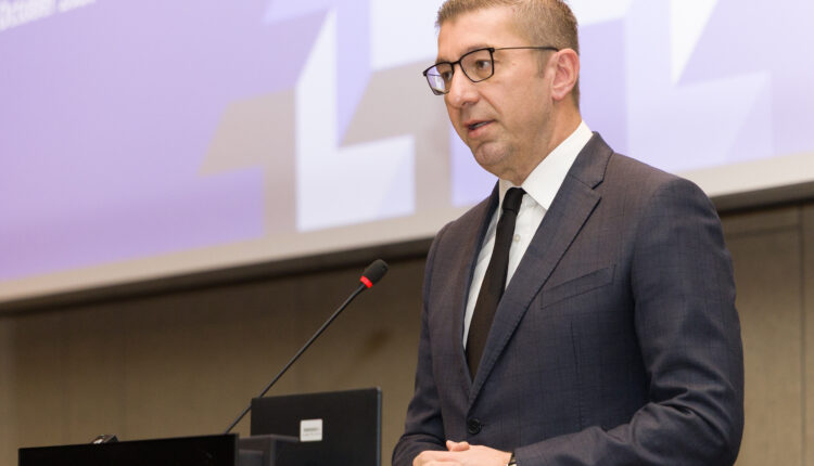 Mickoski: Maqedonia ka rritje tri herë më të madhe se BE-ja, qendrat e të dhënave mund të sjellin eksport me qindra milionë euro