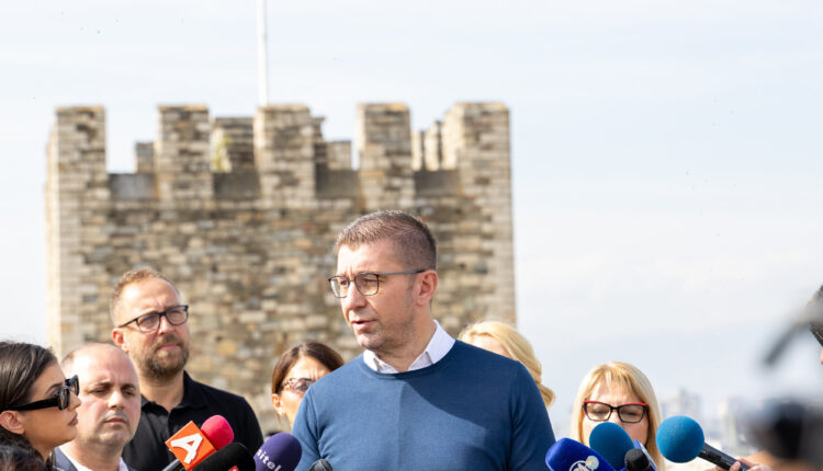 Mickoski: Kalaja e Shkupit po merr pamje dhe funksionalitet të ri, do ta shndërrojmë në një atraksion turistik të nivelit të lartë