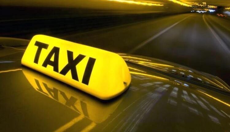 Rrihet takstisti në stacionin e autobusëve në Gostivar