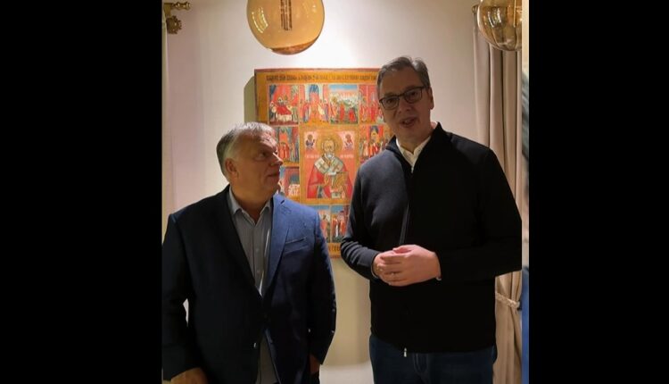 Dy humbësit e zgjedhjeve, Vuçiq dhe Orban shfaqen së bashku! Thonë se do të rikthehen
