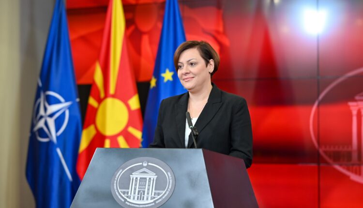 Dimitrieska-Koçoska: Financat publike i menaxhojmë me përgjegjësi – Ribalanci është reagim në kohë ndaj kushteve të reja ekonomike